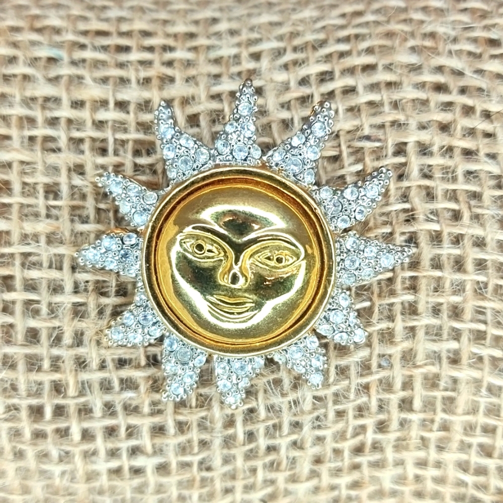 Vintage Sun face brooch with rhinestones